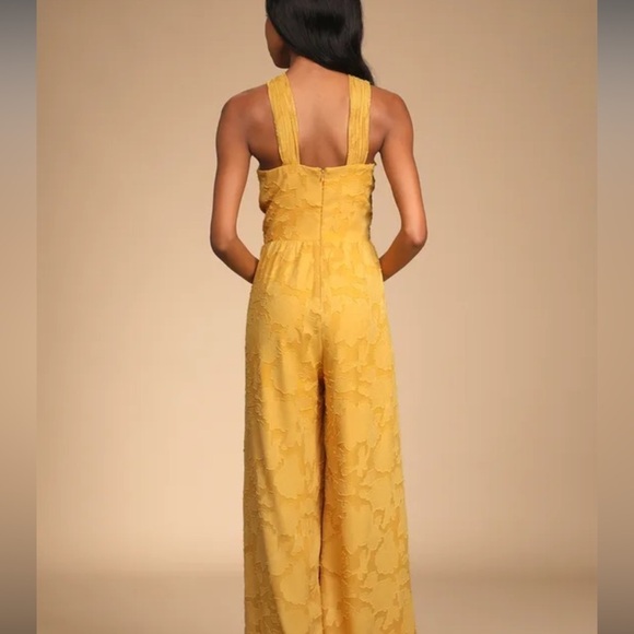 NWT Lulus S jumpsuit - Picture 2 of 8